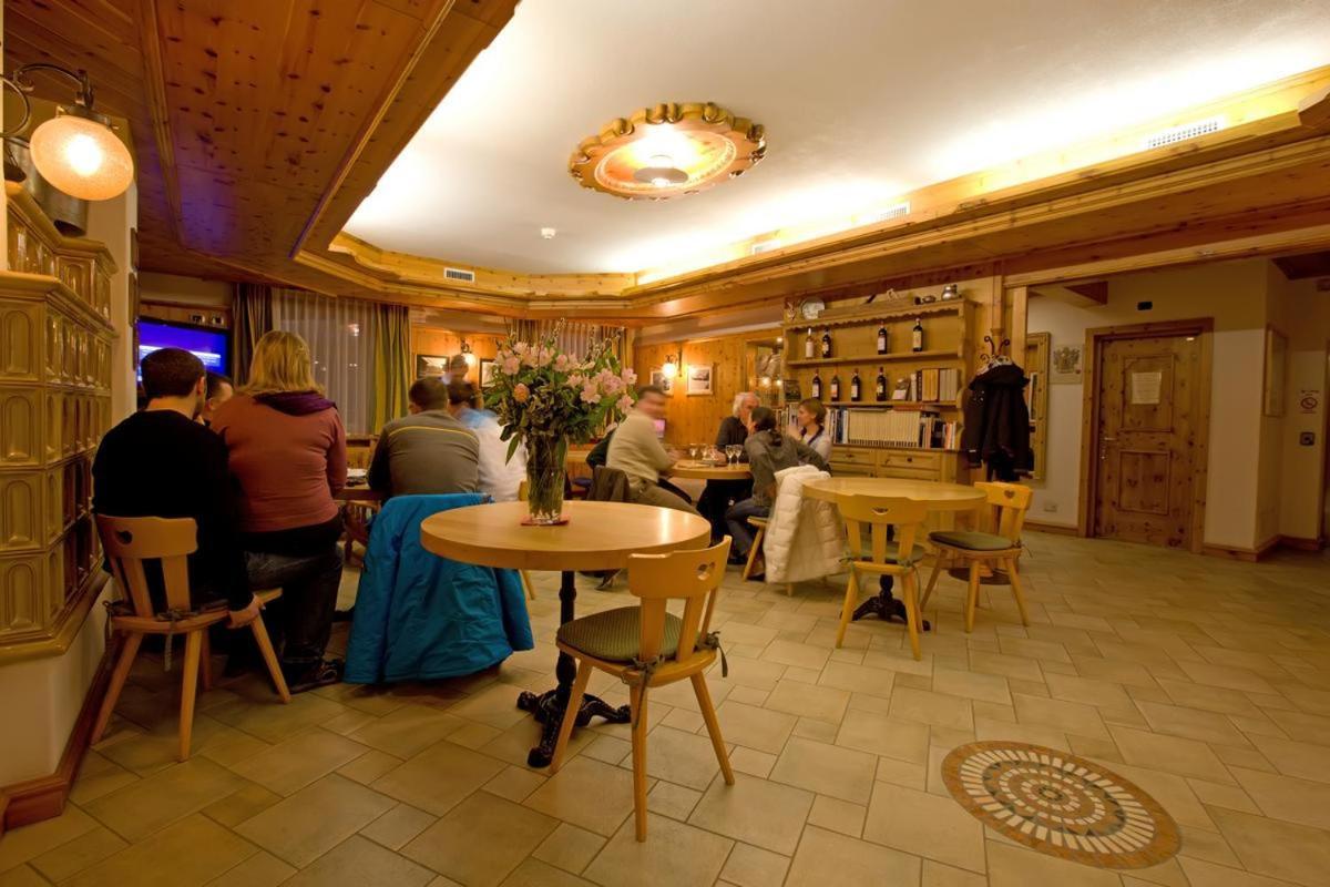 Hotel Garni Al Plan Ливиньо Экстерьер фото
